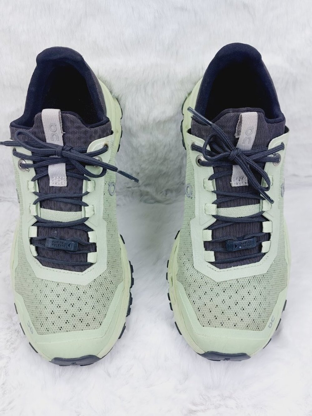 On Running Women's Cloudultra Vine Meadow Green Trail Running Shoes Size US 8 - Picture 4 of 10